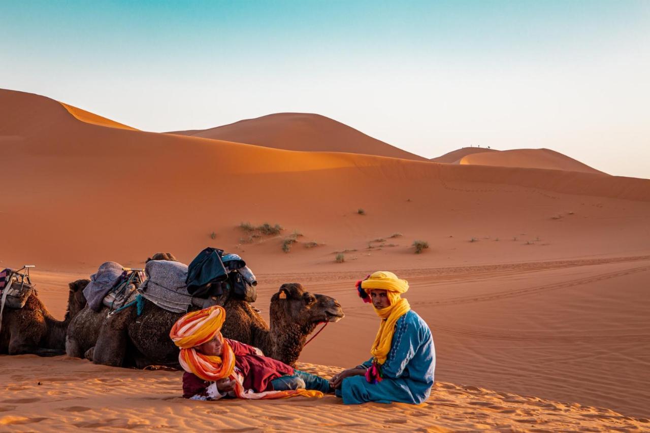 Отель Sahara Camp Adrouine Экстерьер фото
