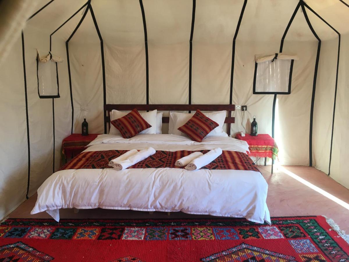 Отель Sahara Camp Adrouine Экстерьер фото