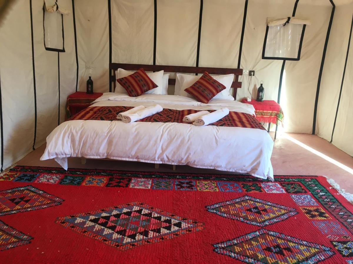 Отель Sahara Camp Adrouine Экстерьер фото