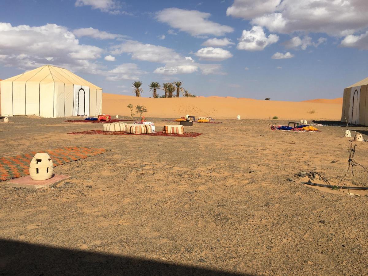 Отель Sahara Camp Adrouine Экстерьер фото