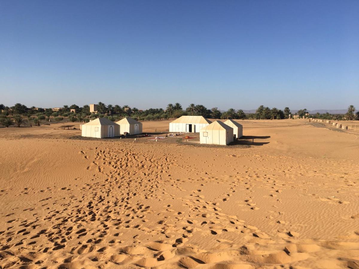 Отель Sahara Camp Adrouine Экстерьер фото